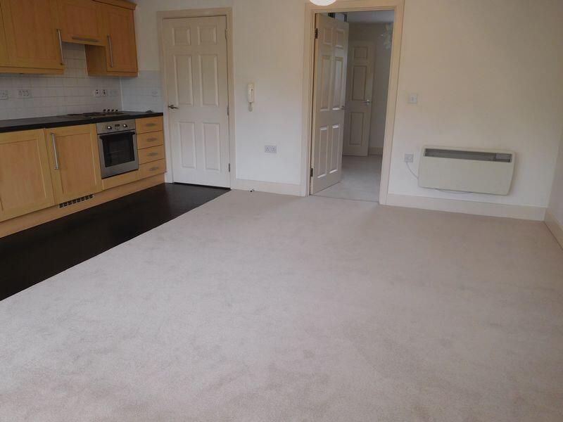 Apartment in Oxford - View 3