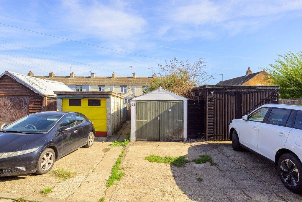 House in Peterborough - View 4