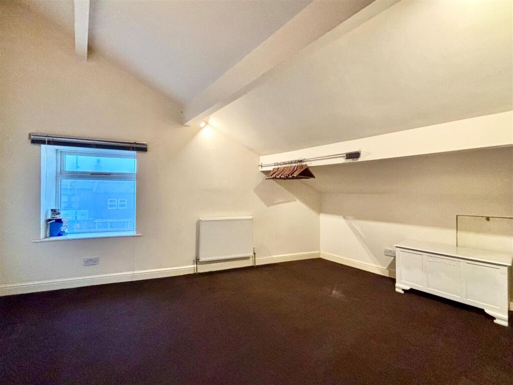 Additional image 11 of High Street, Queensbury, Bradford