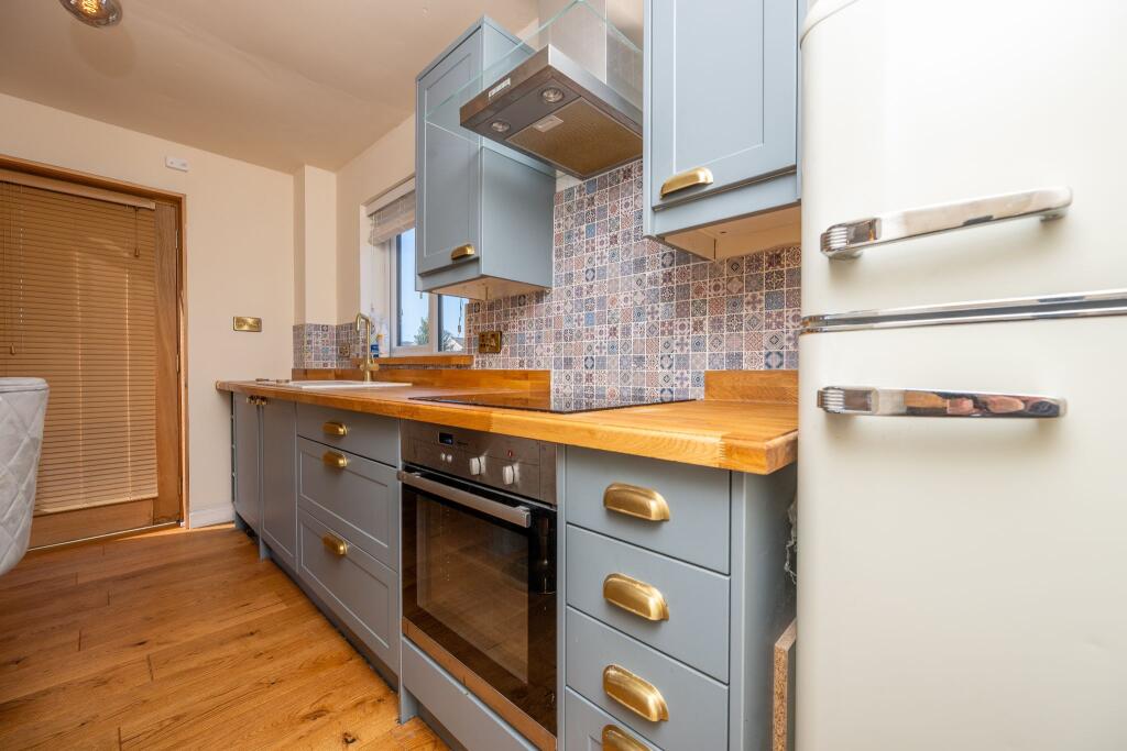 Additional image 13 of Willow Close, Alcester, B49