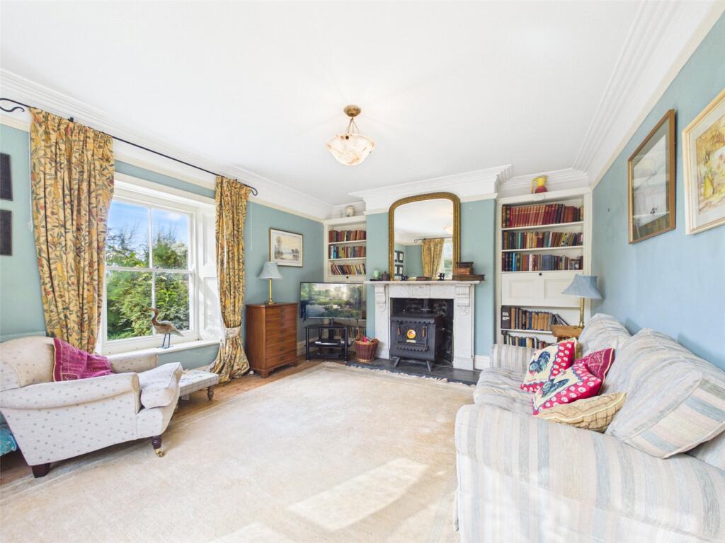 House in Plymouth - View 4