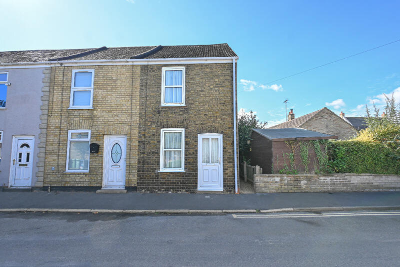 2-bed terraced on Gracious Street, Whittlesey, Cambs, £199,995