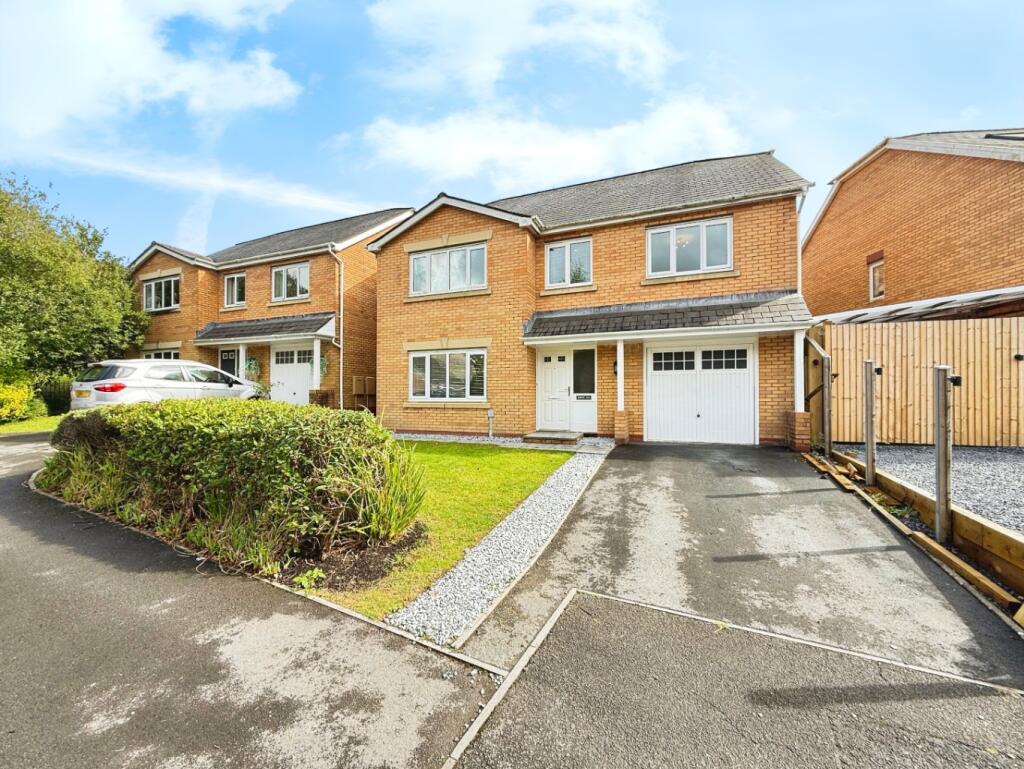 Main image of property: Gelli Deg, Fforestfach, Swansea, West Glamorgan, SA5