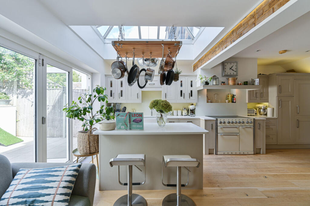 House in London - View 4