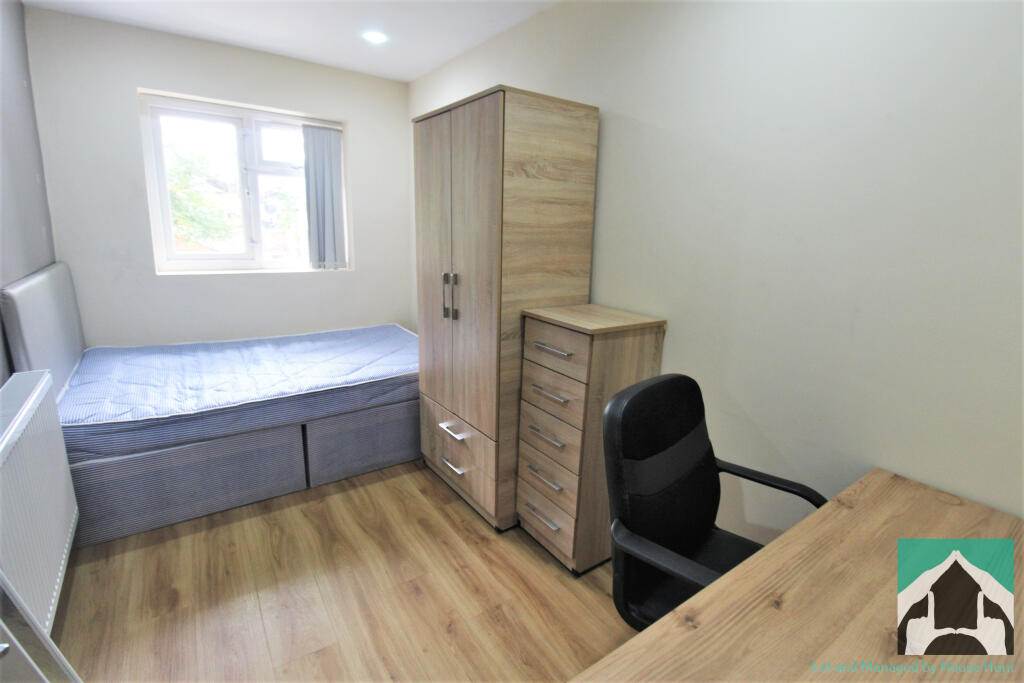 House in Birmingham - View 5