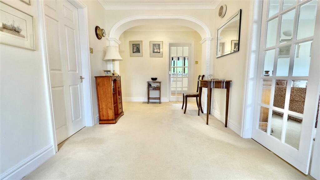 Rectory Close, Heswall, Wirral, CH60 photo 4