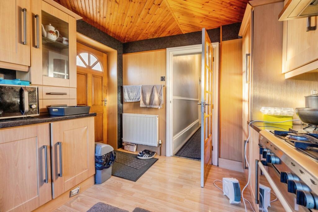 Additional image 5 of Fairfield Road, Bradford, BD8