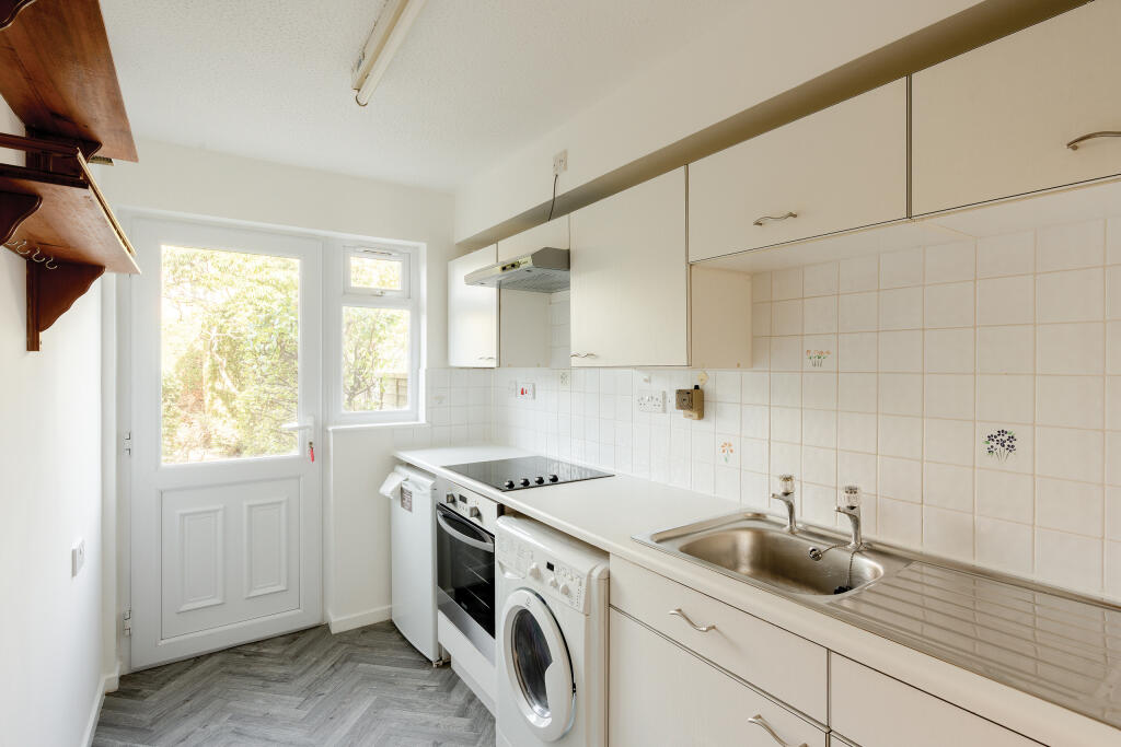 Lindsey Close, Portishead photo 5