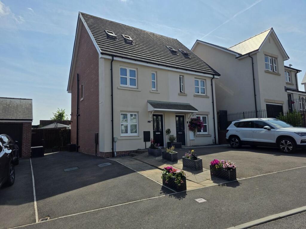 Main image of property: Maindiff Drive, Llantilio Pertholey, Abergavenny, NP7