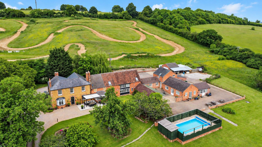 Main image of property: London Road, Norton, Daventry, NN11