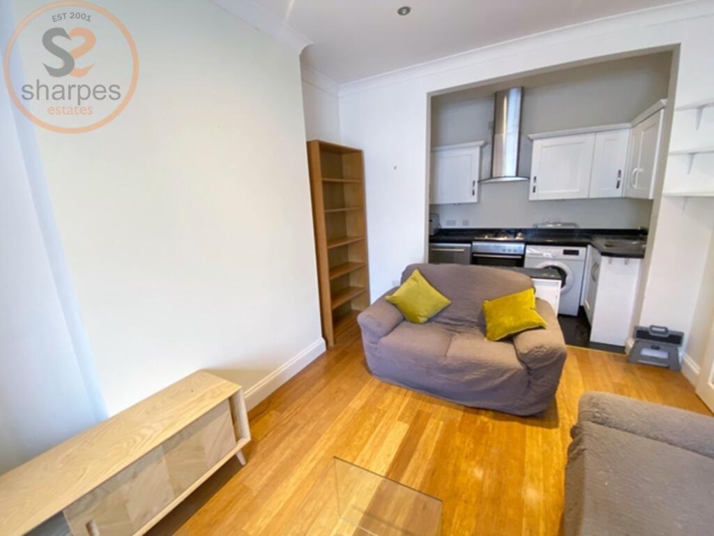 Apartment in London - View 5