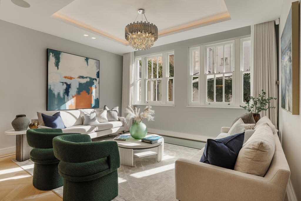 House in London - More