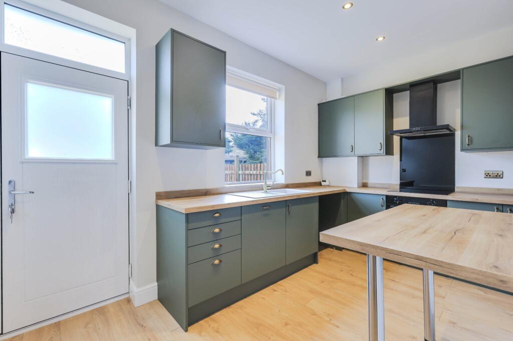 House in Bradford, West Yorkshire - View 5