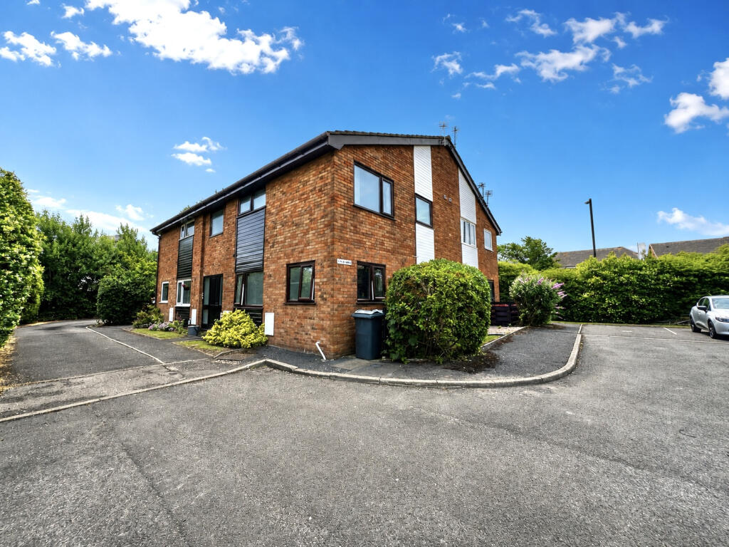Main image of property: The Spinney, Cleveleys, FY5