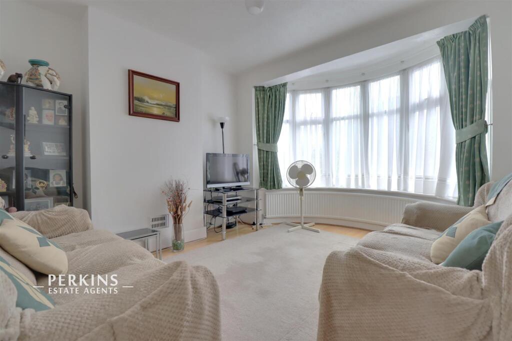 House in Harrow - View 3