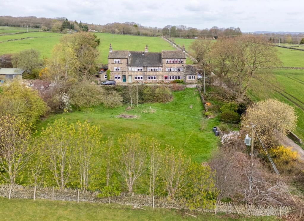 Chandler Lane, Honley, Holmfirth, HD9 - More