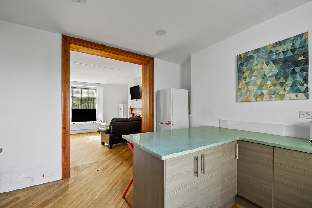 House in Plymouth - View 4