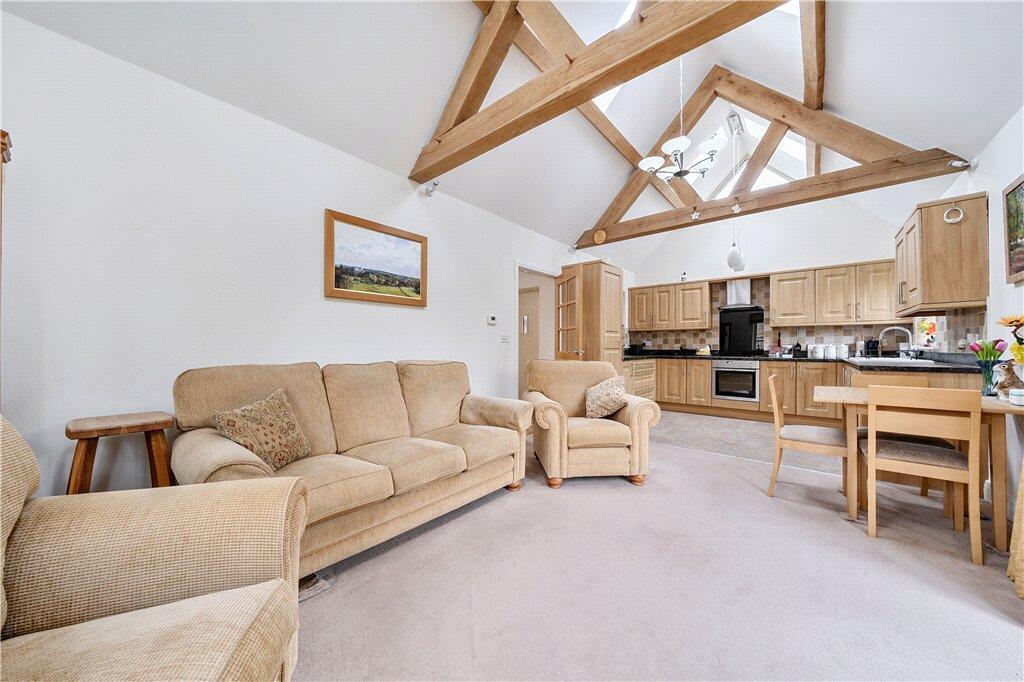 Woodley Lane, Romsey, Hampshire photo 3