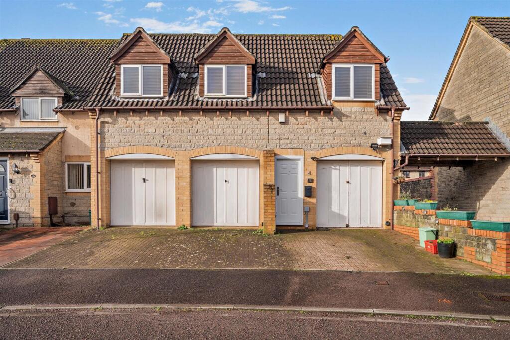 Main image of property: Turnberry, Warmley, Bristol