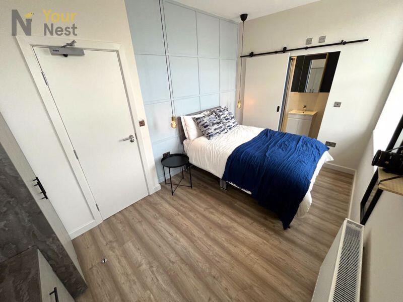 Main image of property: Room 4, Stanningley Road, Bramley, LS13 4AA