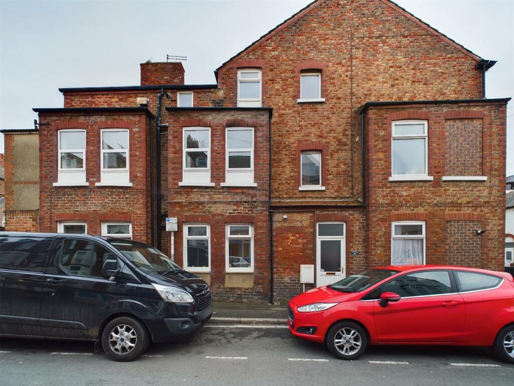 4-bed other on Pembroke Terrace, Bridlington, £220,000