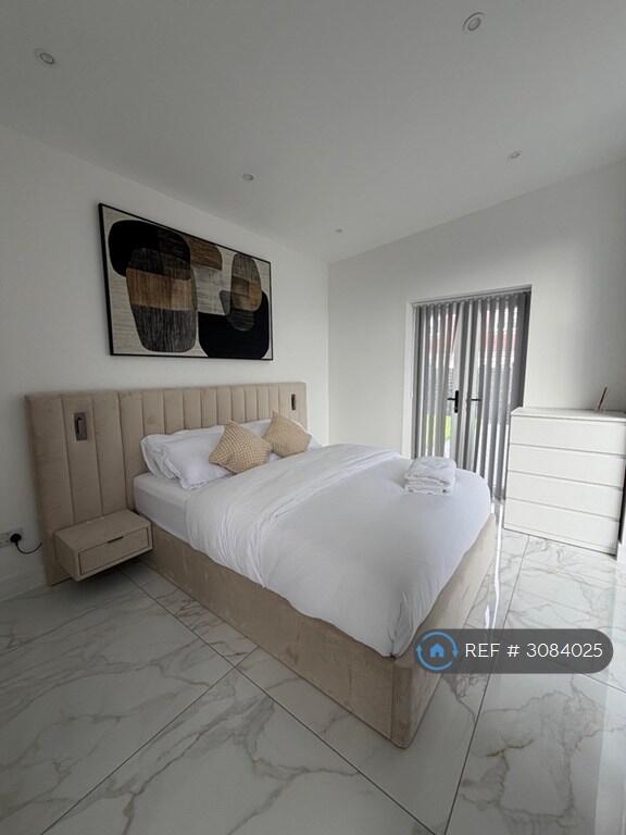 2 bedroom detached house for rent