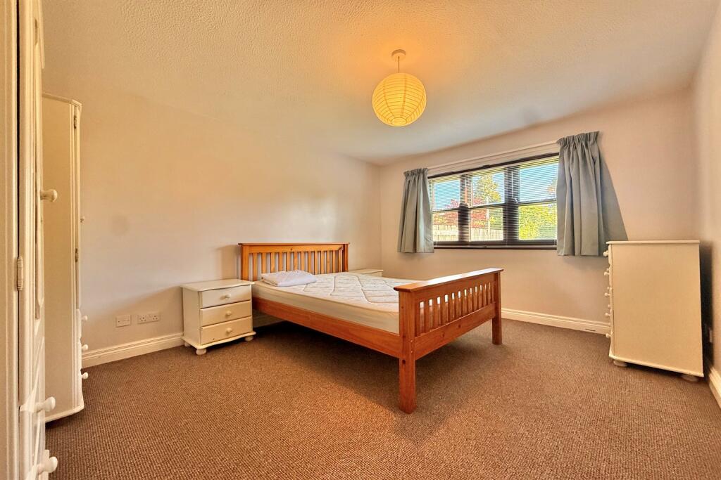 Apartment in Manchester, Greater Manchester - View 5