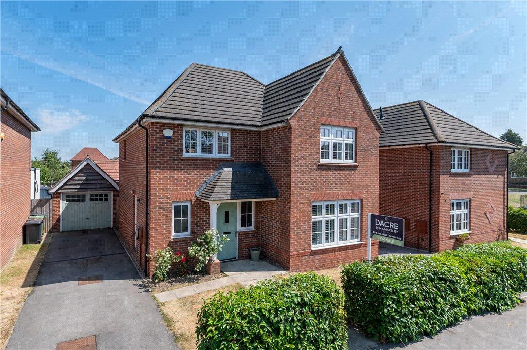 Main image of property: Appleyard Lane, Morley, Leeds, West Yorkshire, LS27