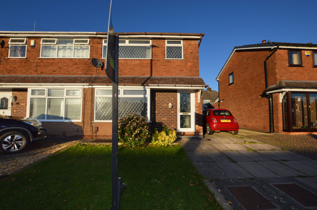 Main image of property: Halewood Avenue, Golborne, WA3 3RH