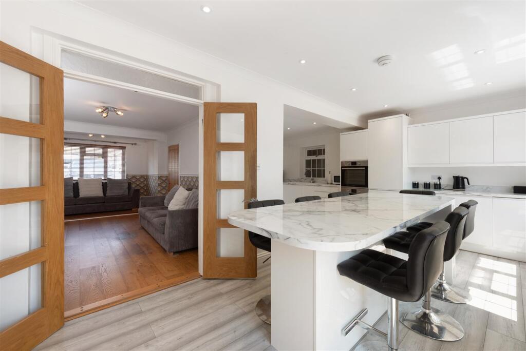 House in Portsmouth, Paulsgrove - View 2