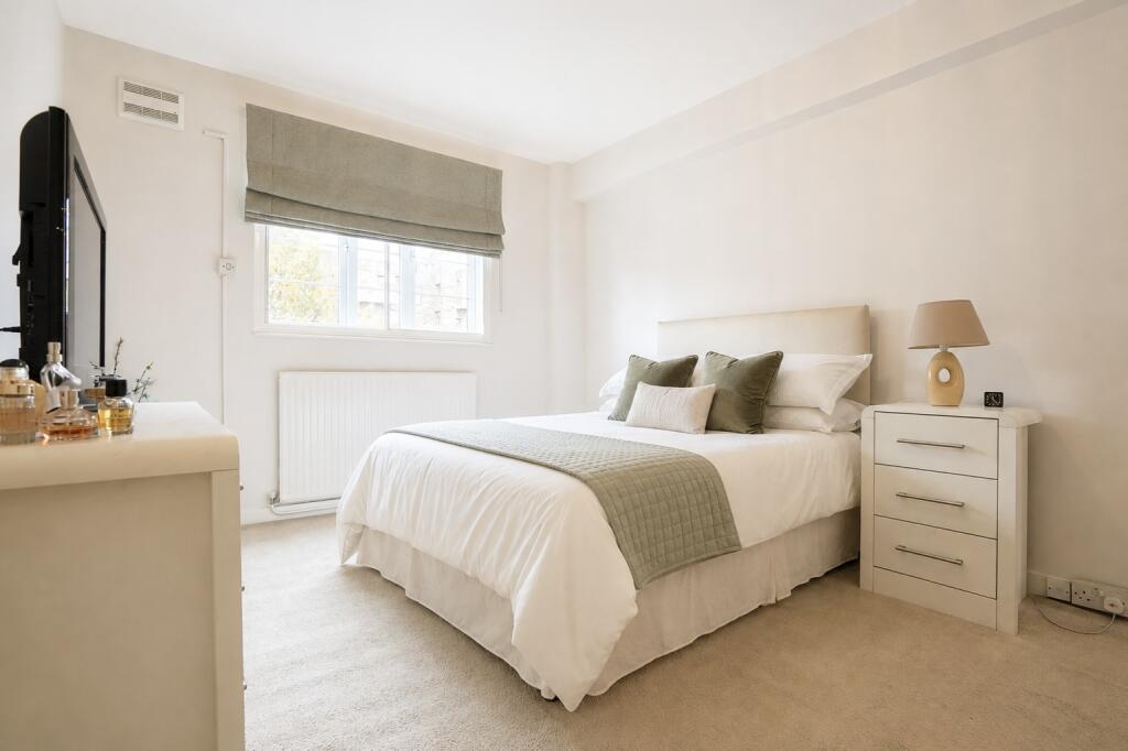 Apartment in London - View 4