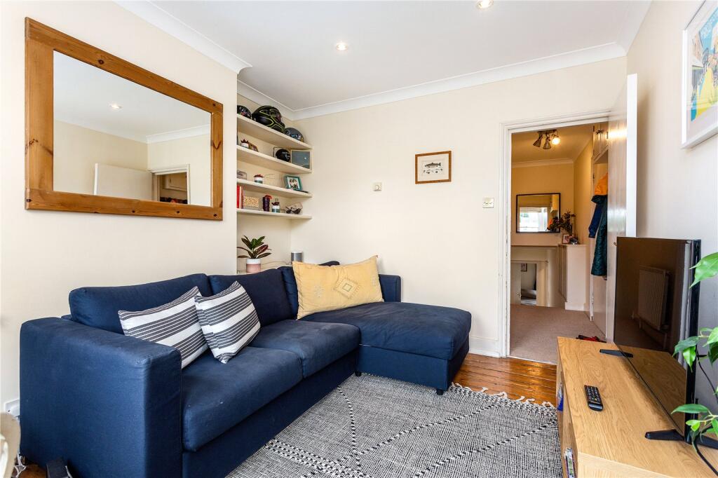 Apartment in London - View 4