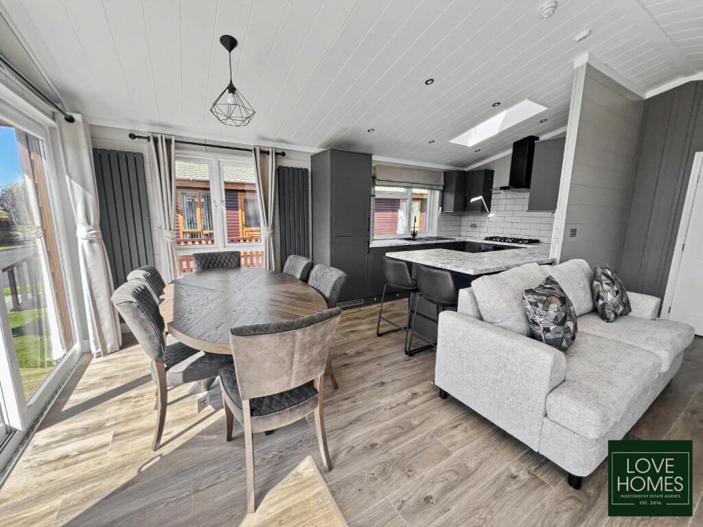 Buffalo Ridge, Lawnsdale Country Park, Lytham Road, Moss Side, Lytham St. - More