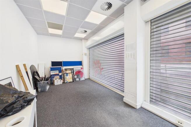 25 King Square, Stokes Croft, Bristol BS2 8JN | Fr