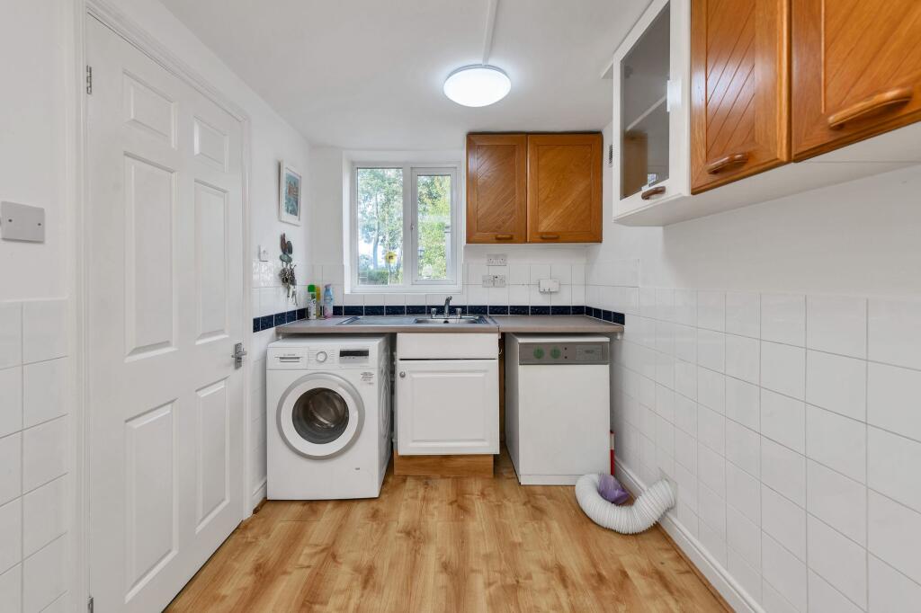 House in Stevenage - View 5