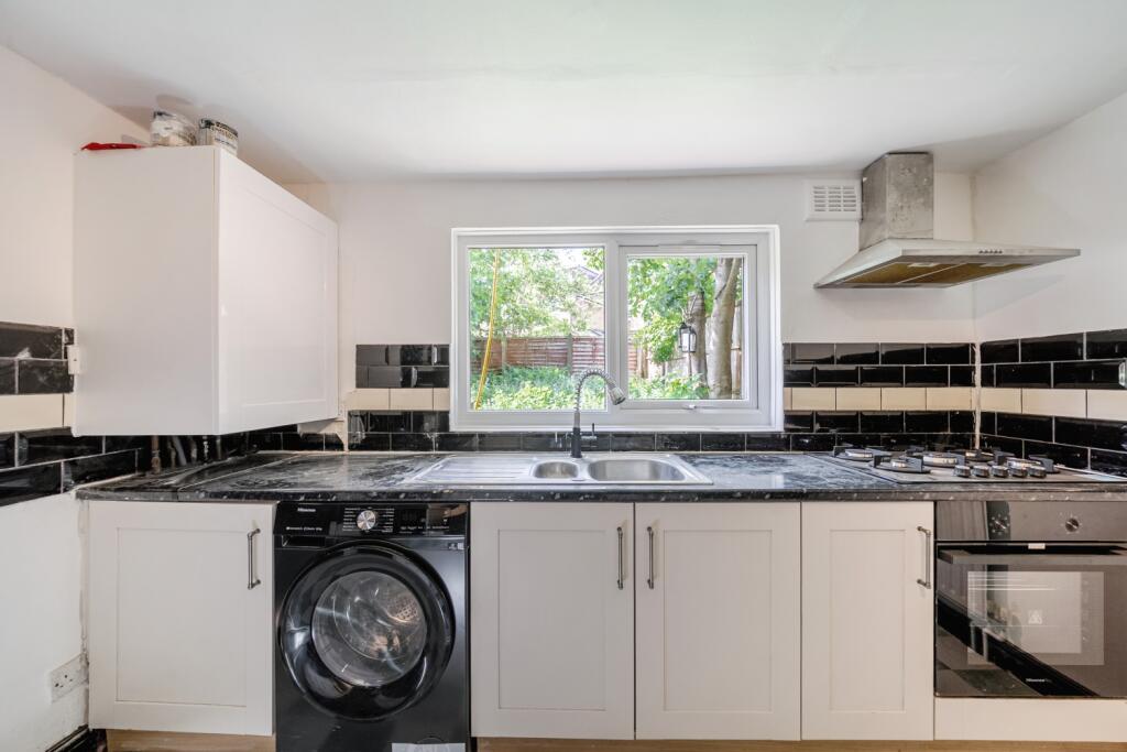 Apartment in London - View 5