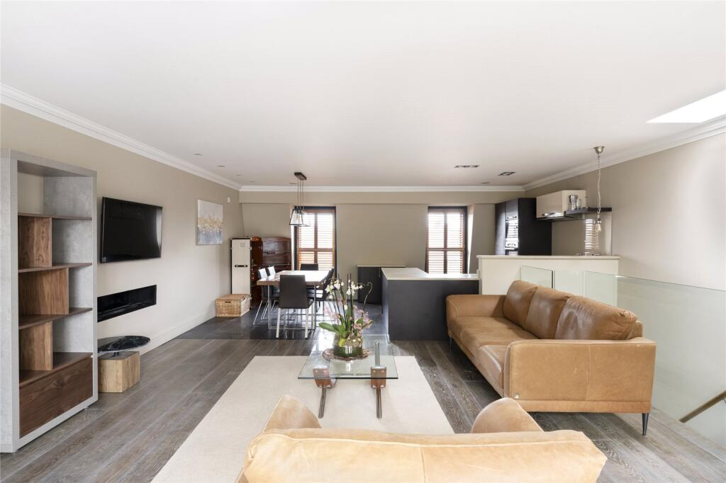 Apartment in London - View 2