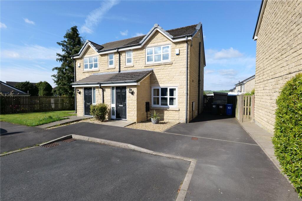 Main image of property: Aspen Grove, Earby, Barnoldswick, Lancashire, BB18
