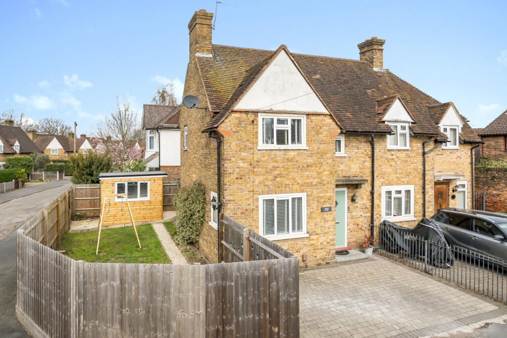 Main image of property: Old Palace Road, Weybridge, KT13