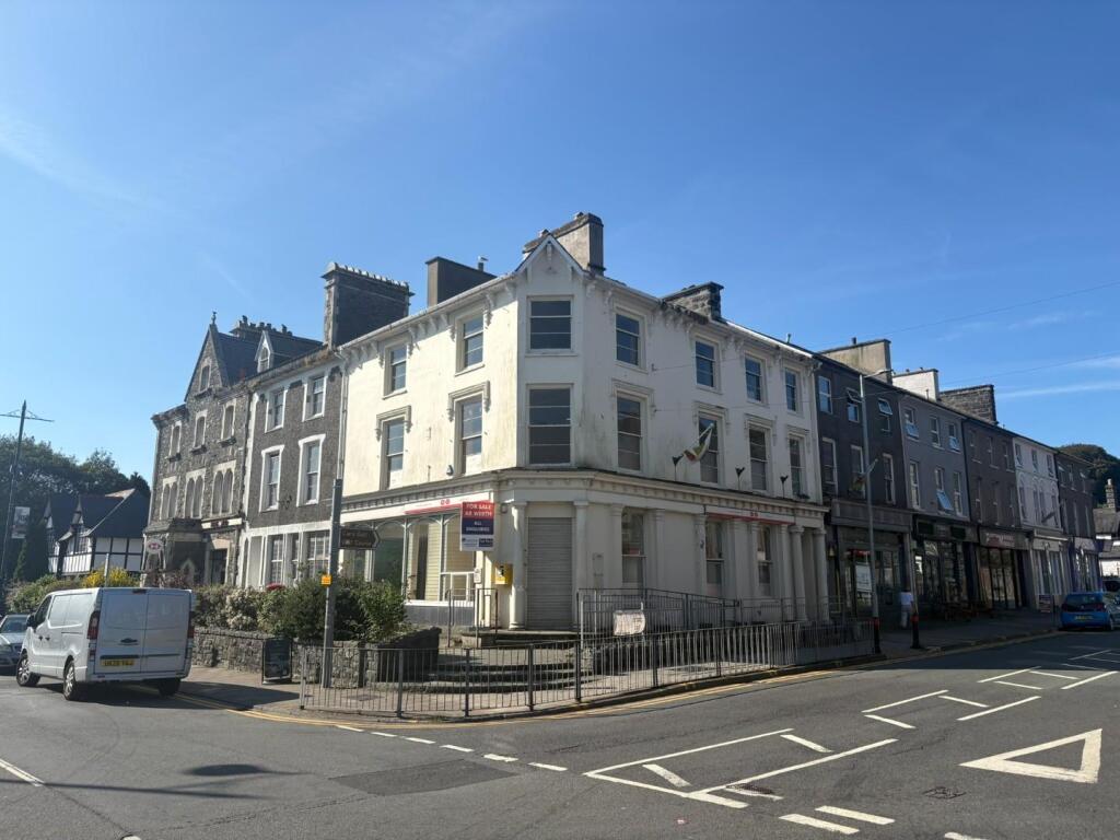 Main image of property: High Street, Porthmadog