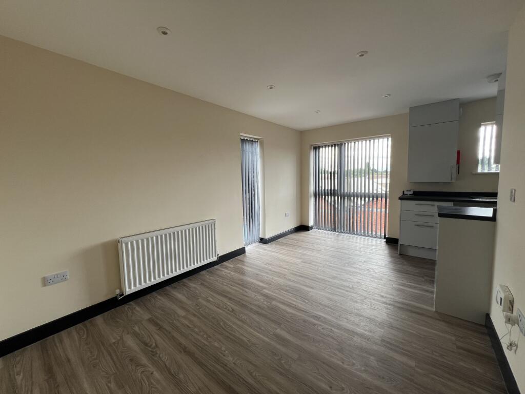 Apartment in Leicester - View 3