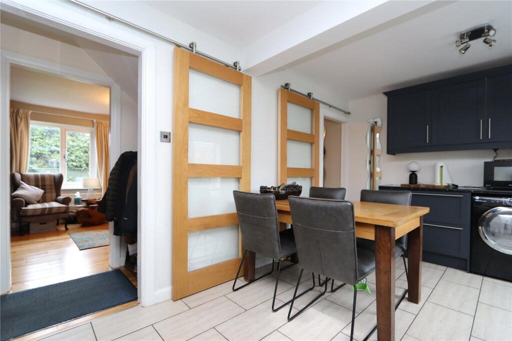 Quinton Drive, Bradwell, Milton Keynes, Buckinghamshire, MK13 photo 3