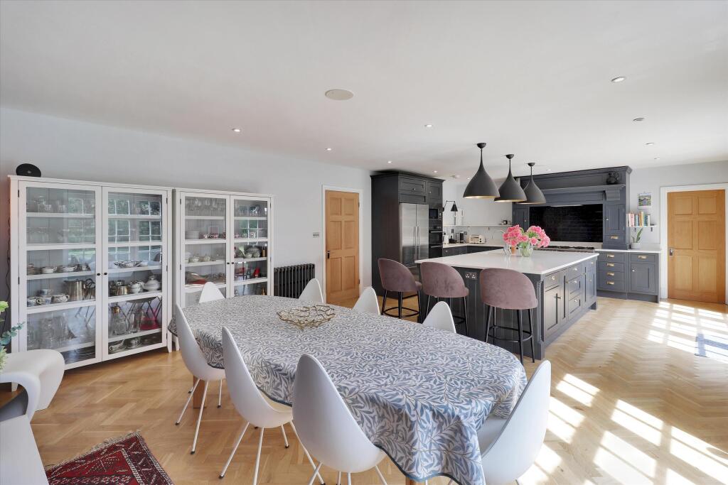 House in Tunbridge Wells, Rusthall - View 3