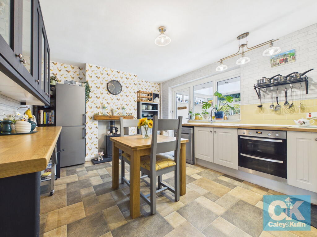 House in Stoke-on-Trent - View 5