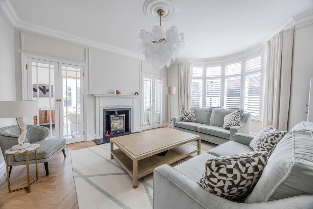 House in Southend-on-Sea - View 5