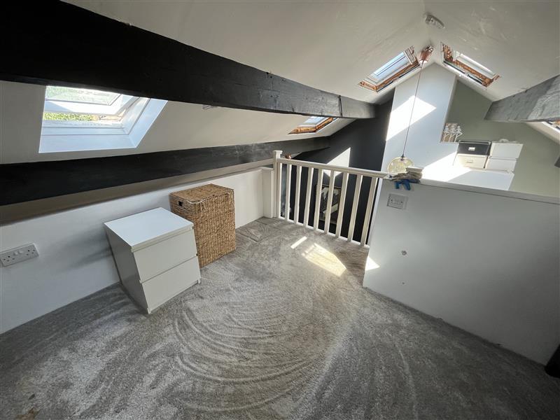 House in Bradford - View 5