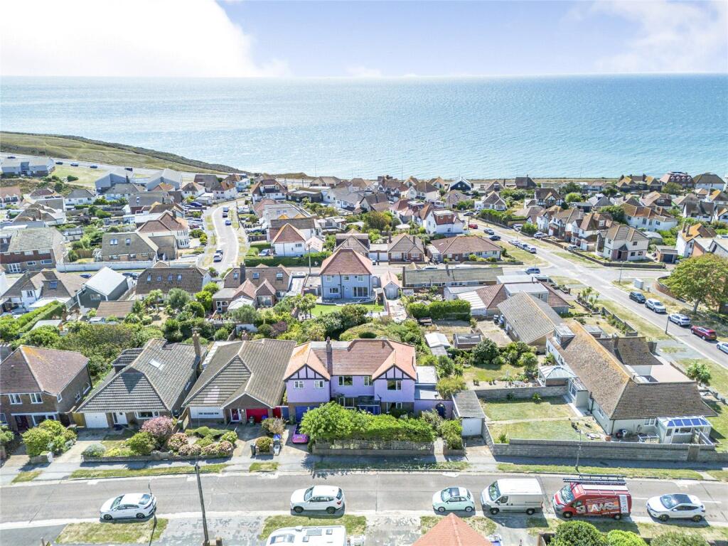 House in Brighton, Telscombe Cliffs, Saltdean - More