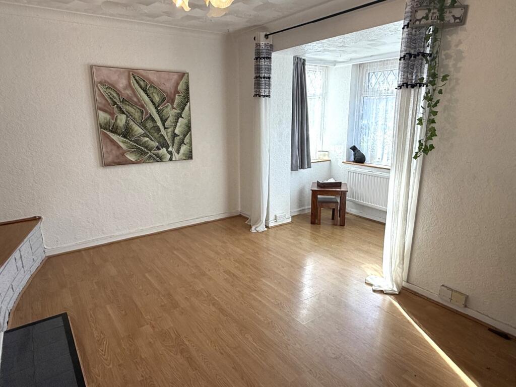 House in Swansea, Sandfields, Sandfields West - View 3