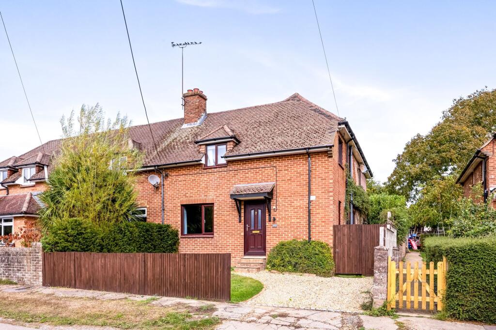3-bed semi-detached on Lodgelands, Ardingly, RH17, £575,000