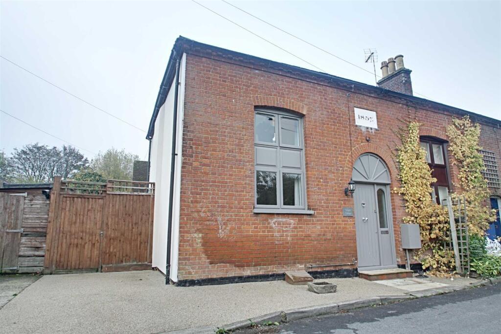 Main image of property: New Road, Wilstone